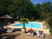 Location sur Les Eyzies de Tayac Sireuil : Camping  *** Le Pech Charmant